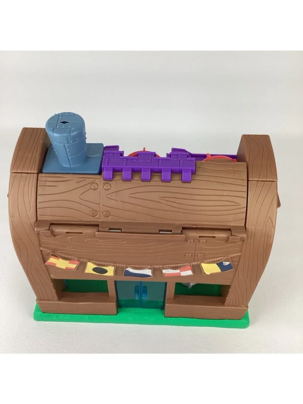 Fisher Price Imaginext SpongeBob SquarePants Krusty Krab Kastle Playset Figures